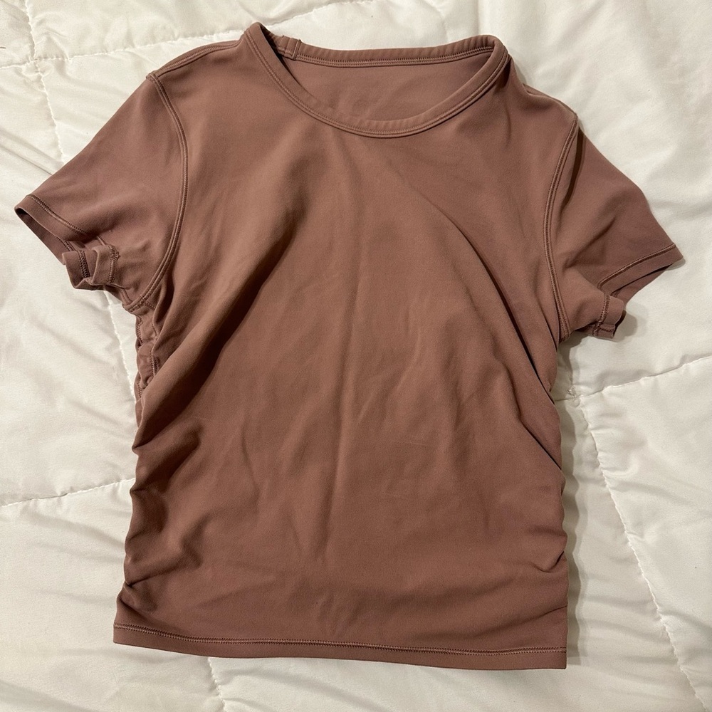 Lululemon side cinched crop tee